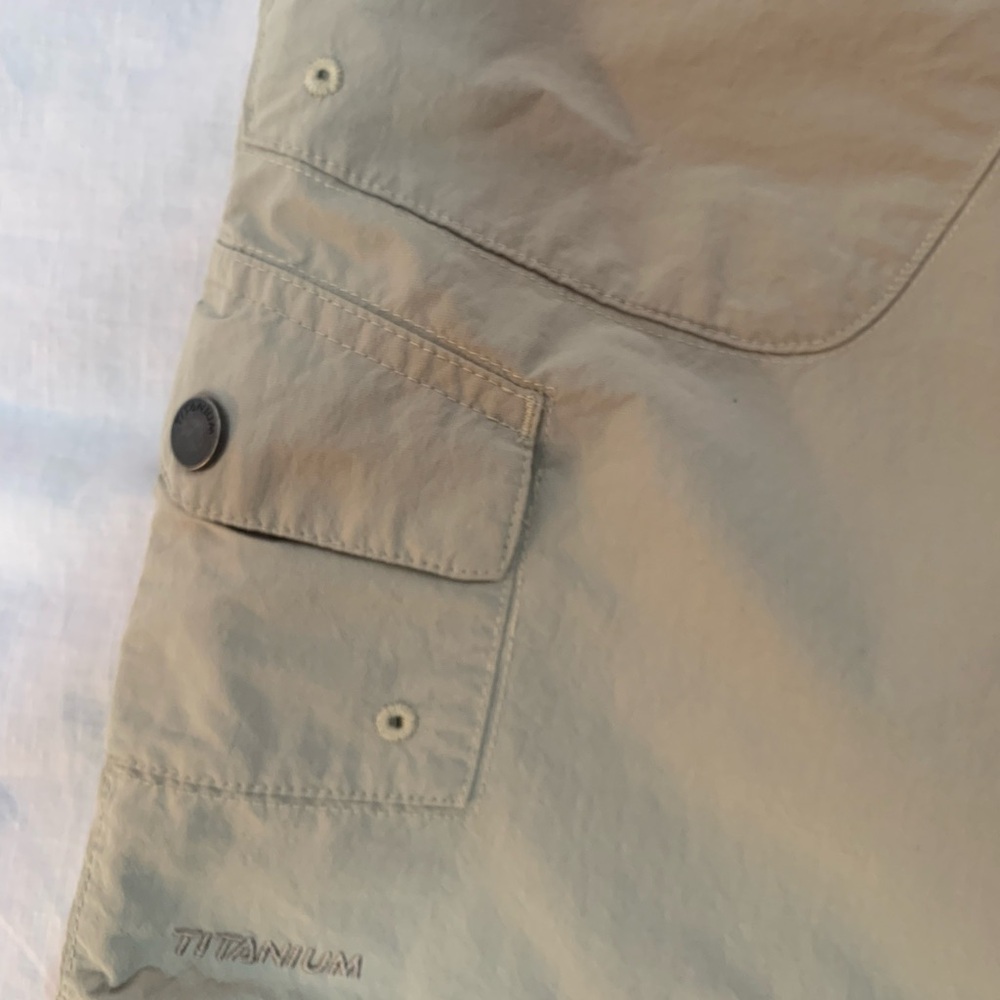 Columbia women’s skorts size8 several pockets (see photos) - Picture 6 of 15